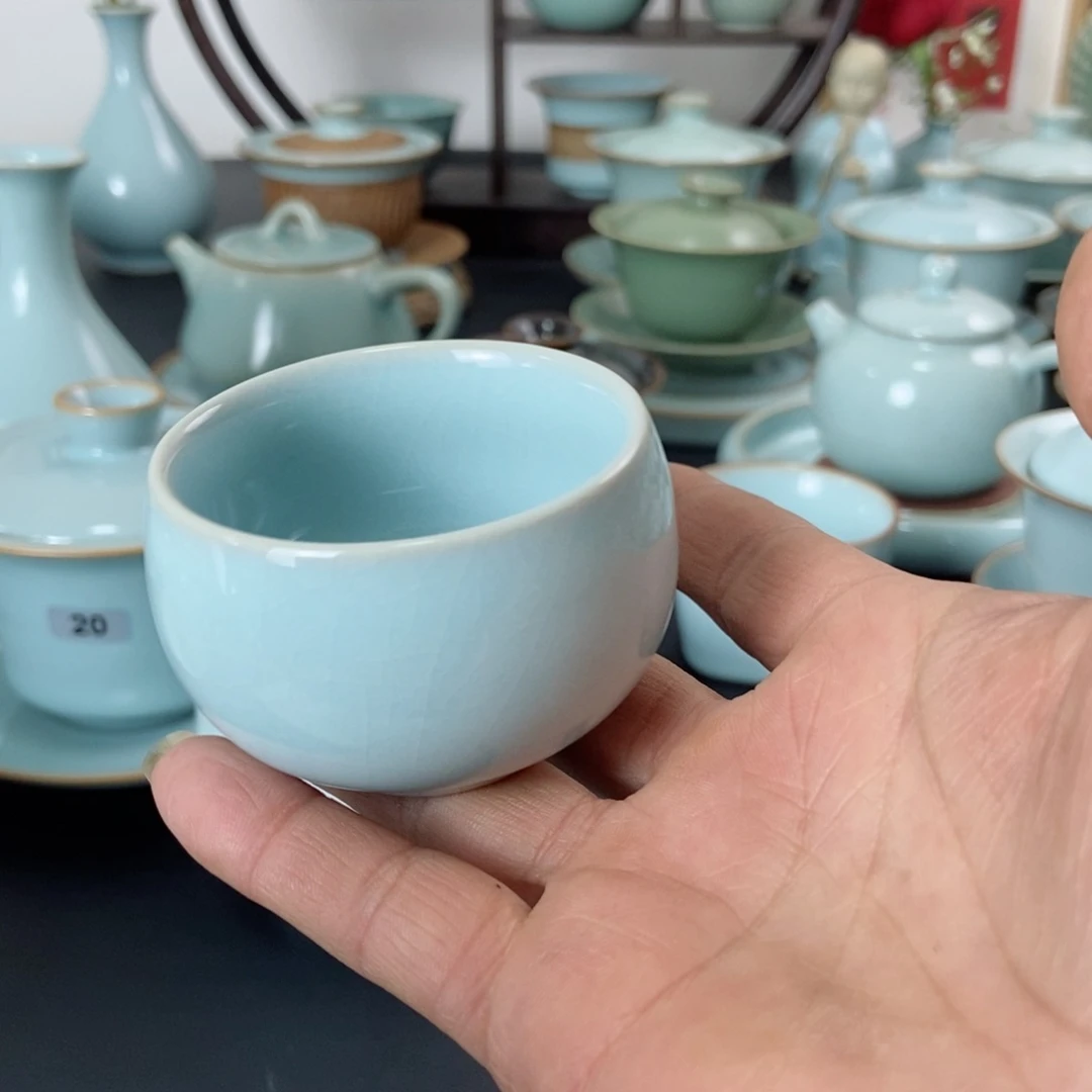 〃**√天青釉小龙蛋六只