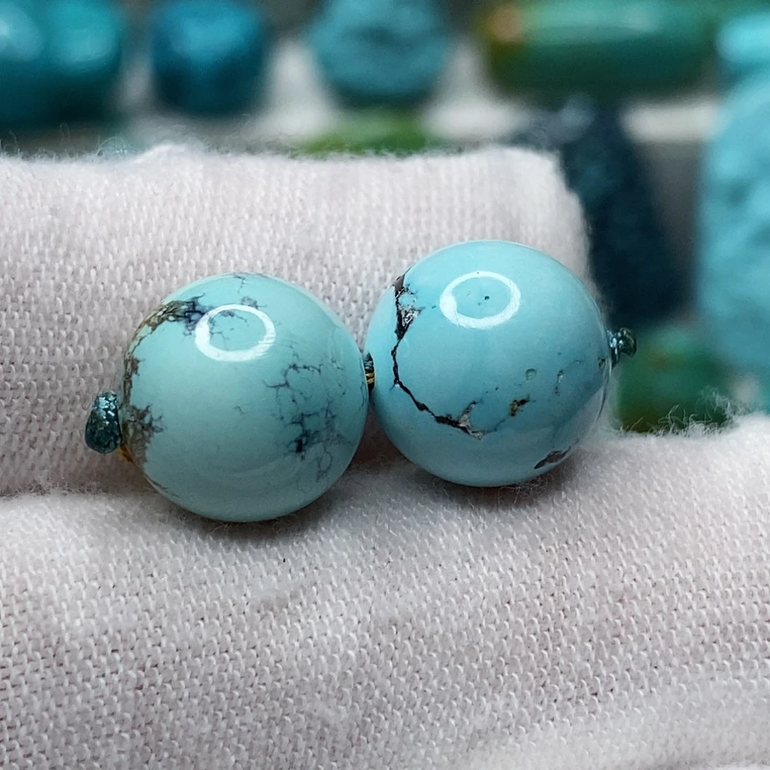 绿松石未镶嵌天然原矿 带武汉地大证书