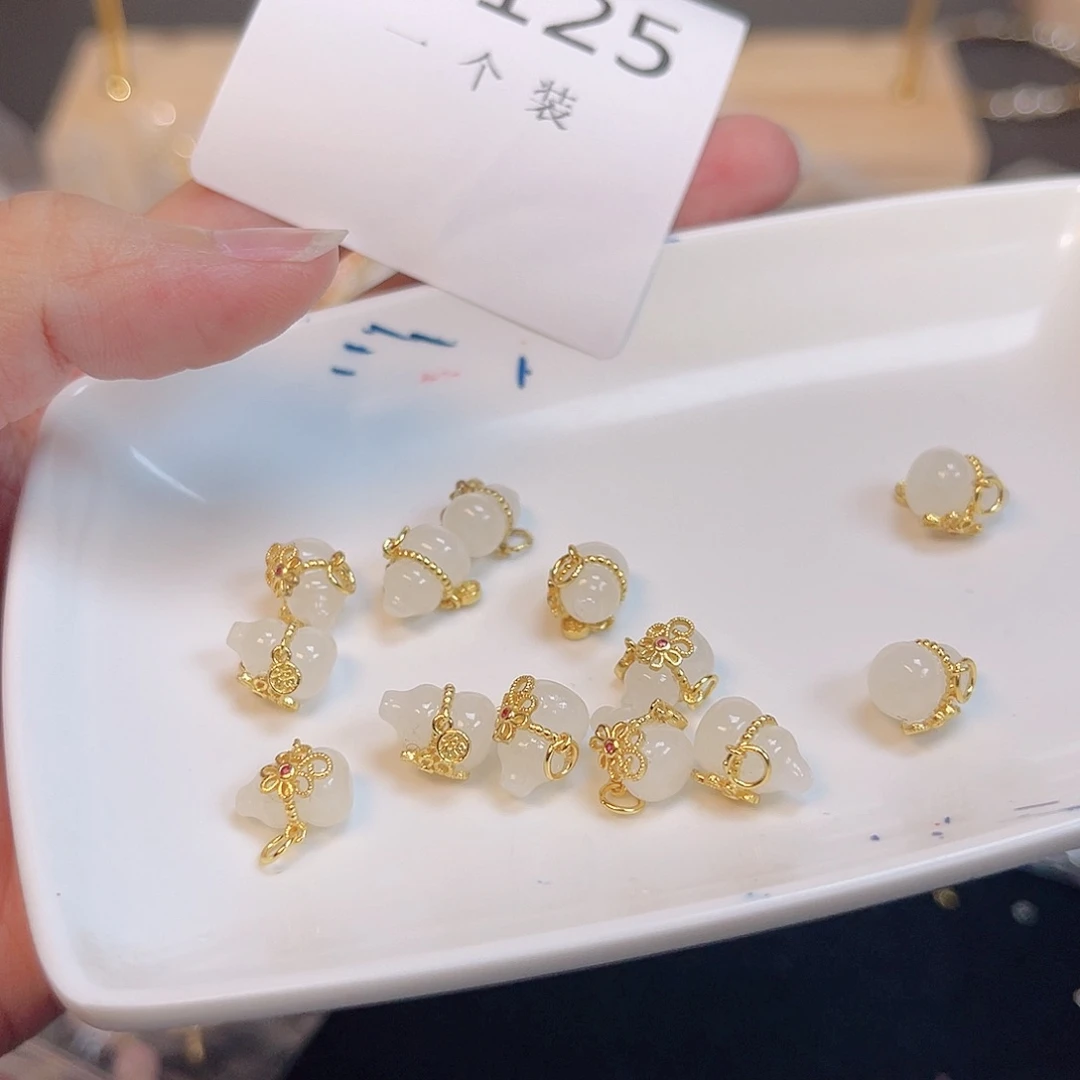 水晶珠宝半成品未镶嵌125 。