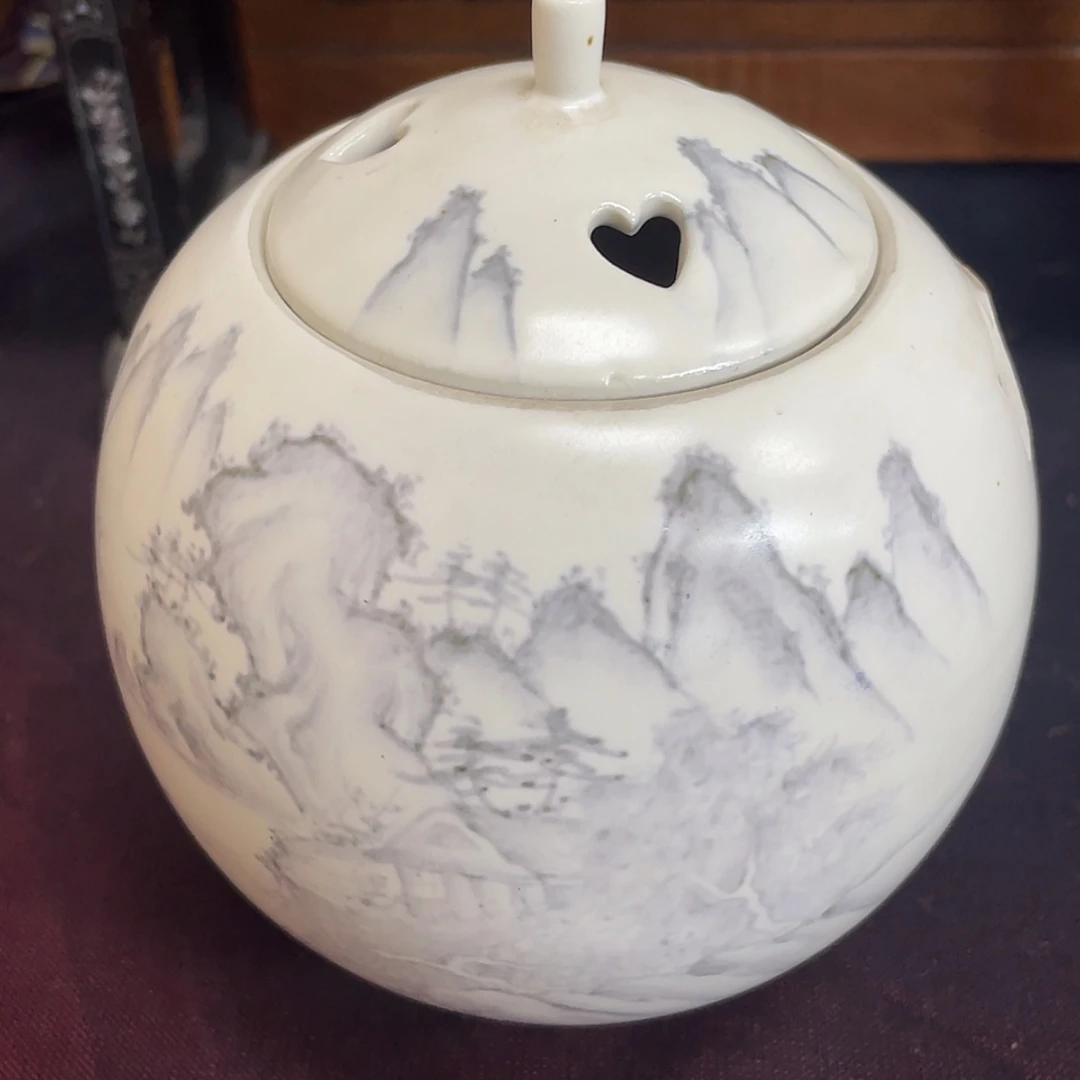 【闪购商品】-微瑕_ 回流物品，不是全新