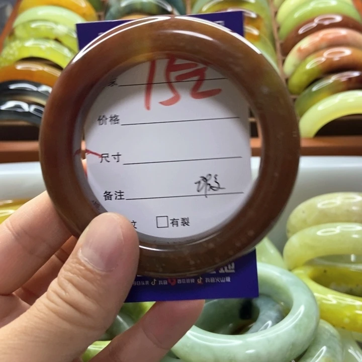 可***多未镶嵌蛇纹石玉手镯
