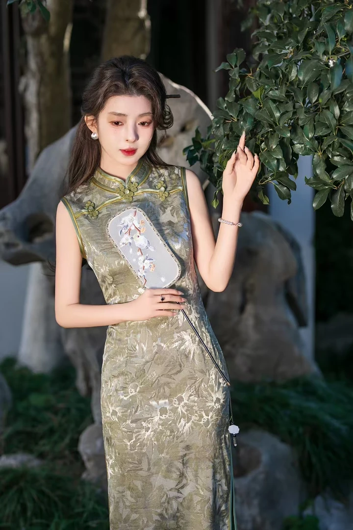 无袖旗袍女年轻少女日常改良气质中式2025夏季新款连衣裙年轻复古