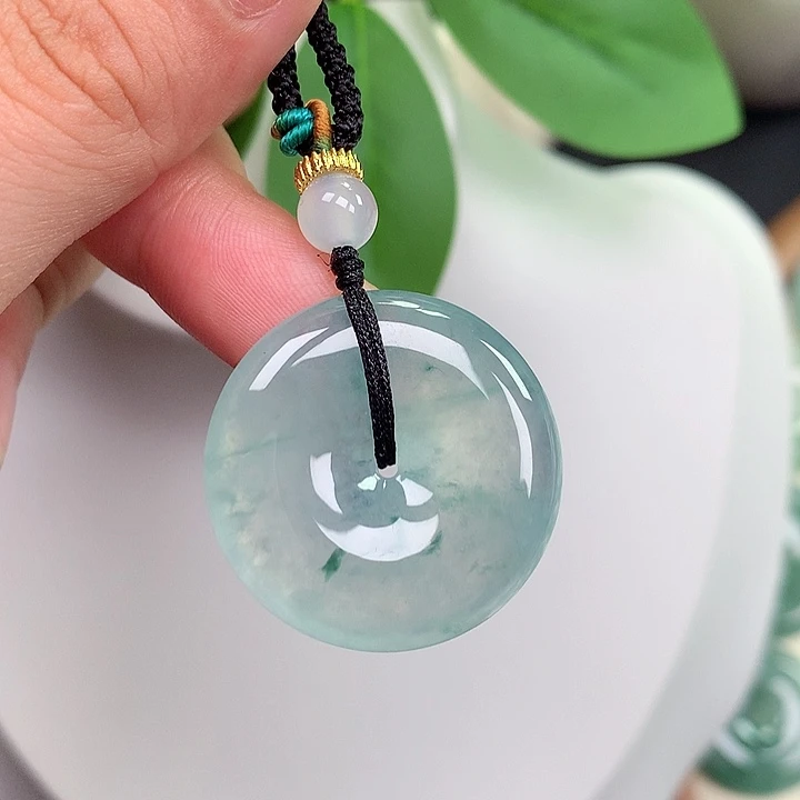 颈饰未镶嵌翡翠平安扣 28x5.7mm