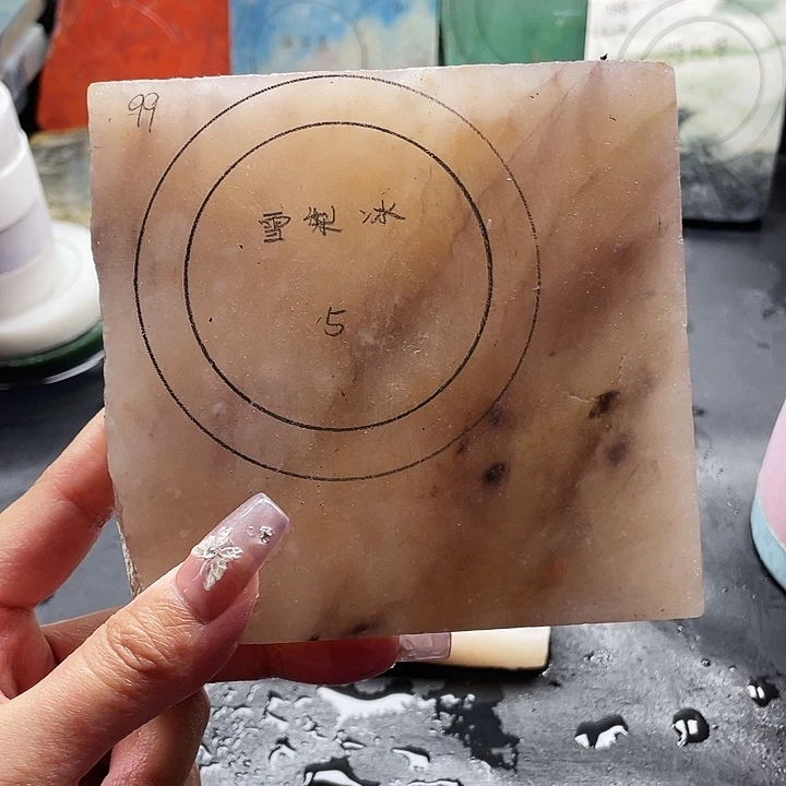 石英质玉未镶嵌手镯定制