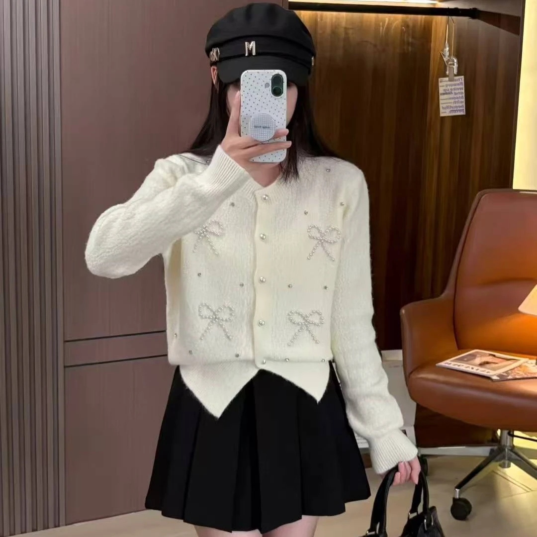 洋气独特别致蝴蝶结钉珠毛衣外套女春秋长袖针织开衫设计感上衣