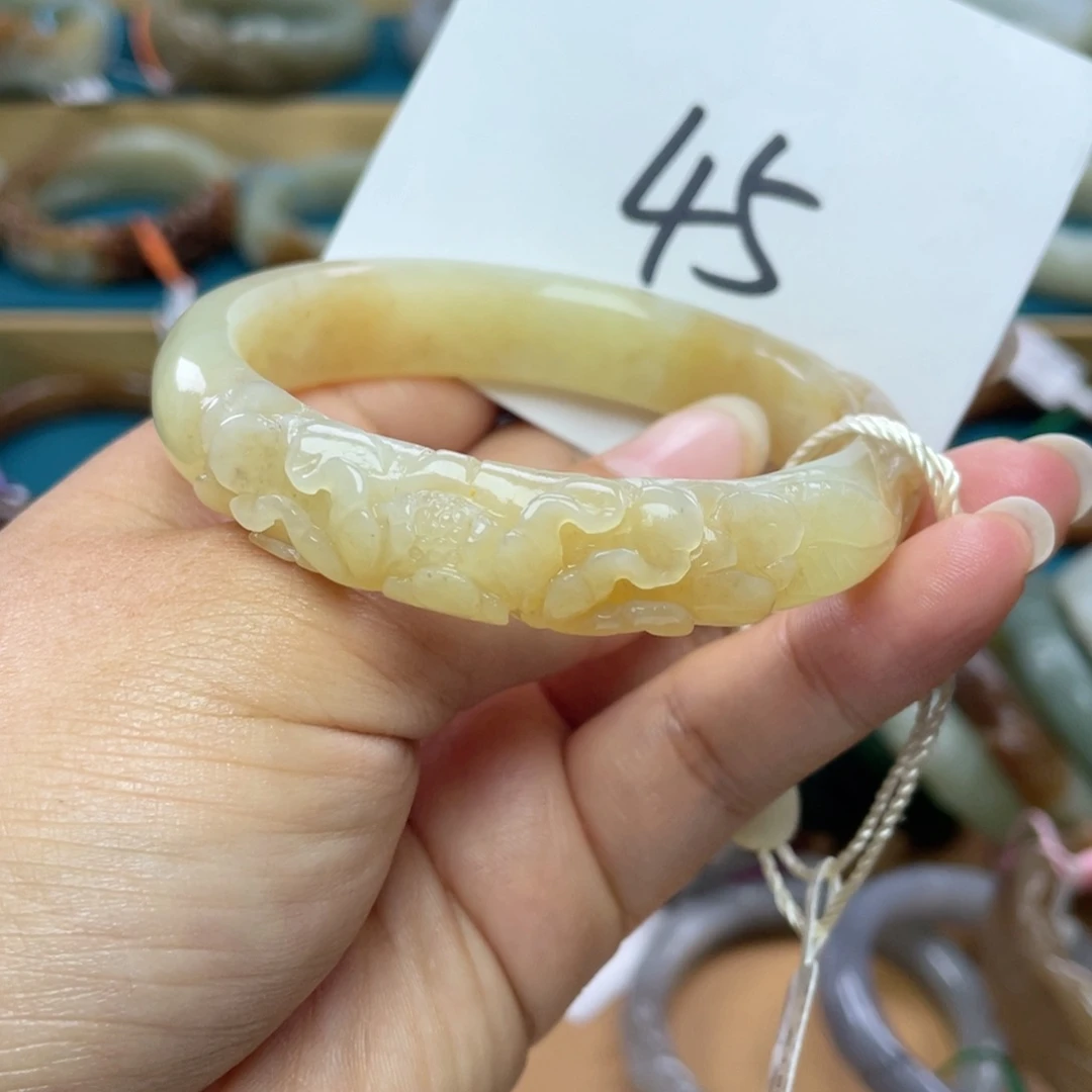 未镶嵌手镯和田玉圈口57