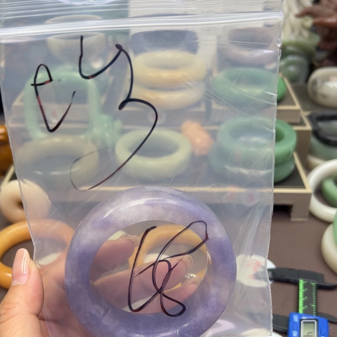 未镶嵌手镯石英岩玉❥****