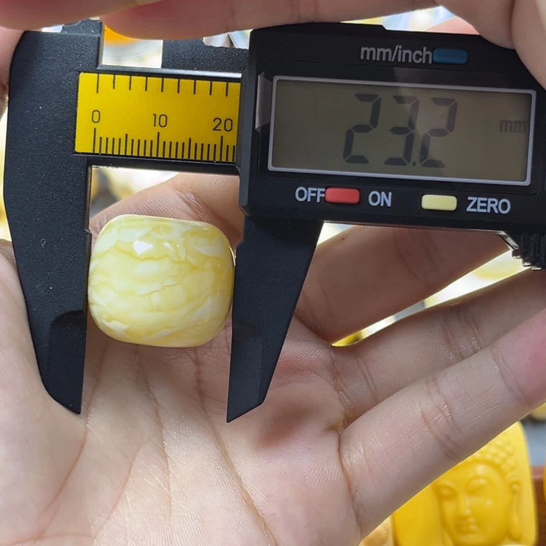 琥珀未镶嵌手串墩子