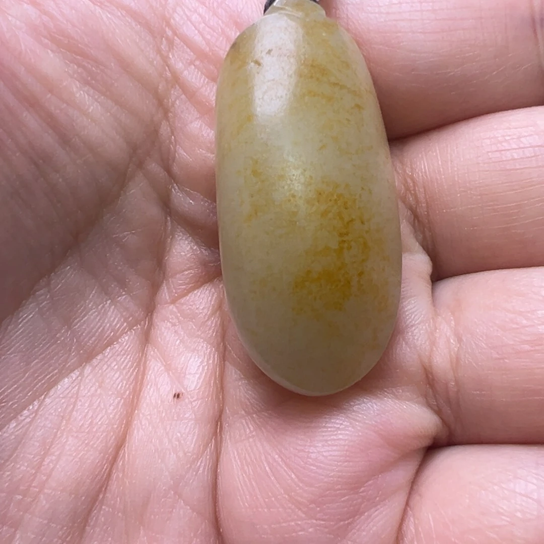 纸***荧和田玉未镶嵌颈饰