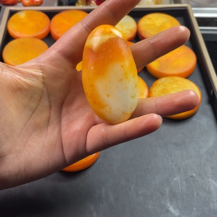 紫***开和田玉未镶嵌颈饰