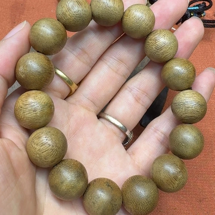 大叶紫檀（黑酸枝木类）