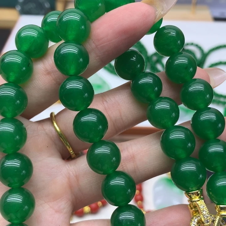 翡翠未镶嵌颈饰吊坠