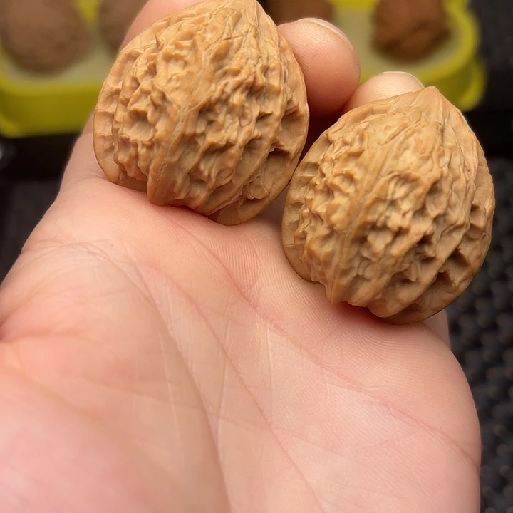 吊坠文玩核桃33野生小手念