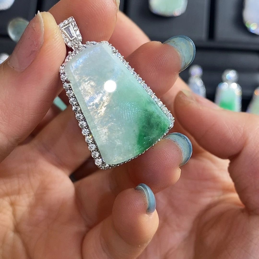 翡翠银S925镶嵌颈饰天然翡翠