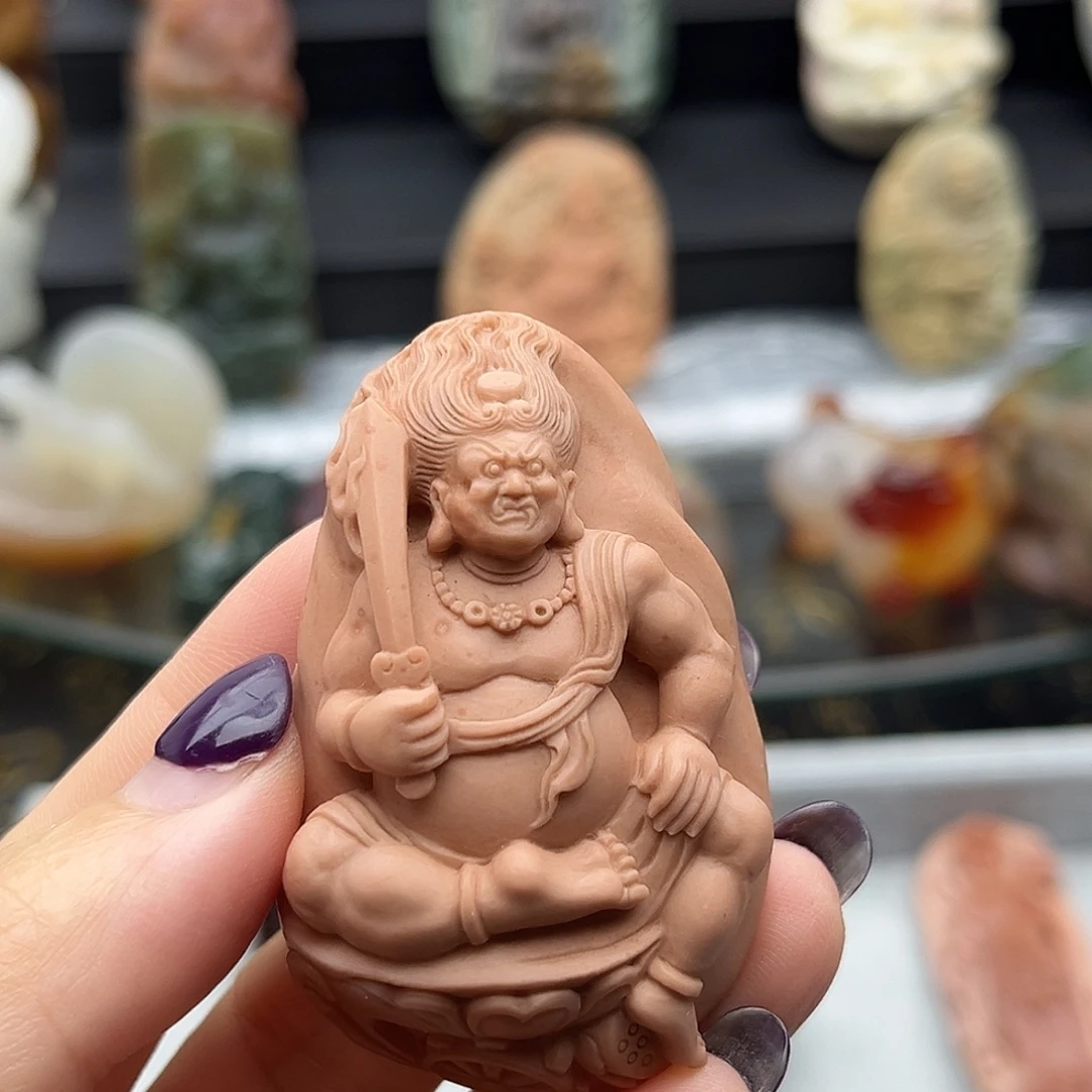 颈饰未镶嵌石英质玉