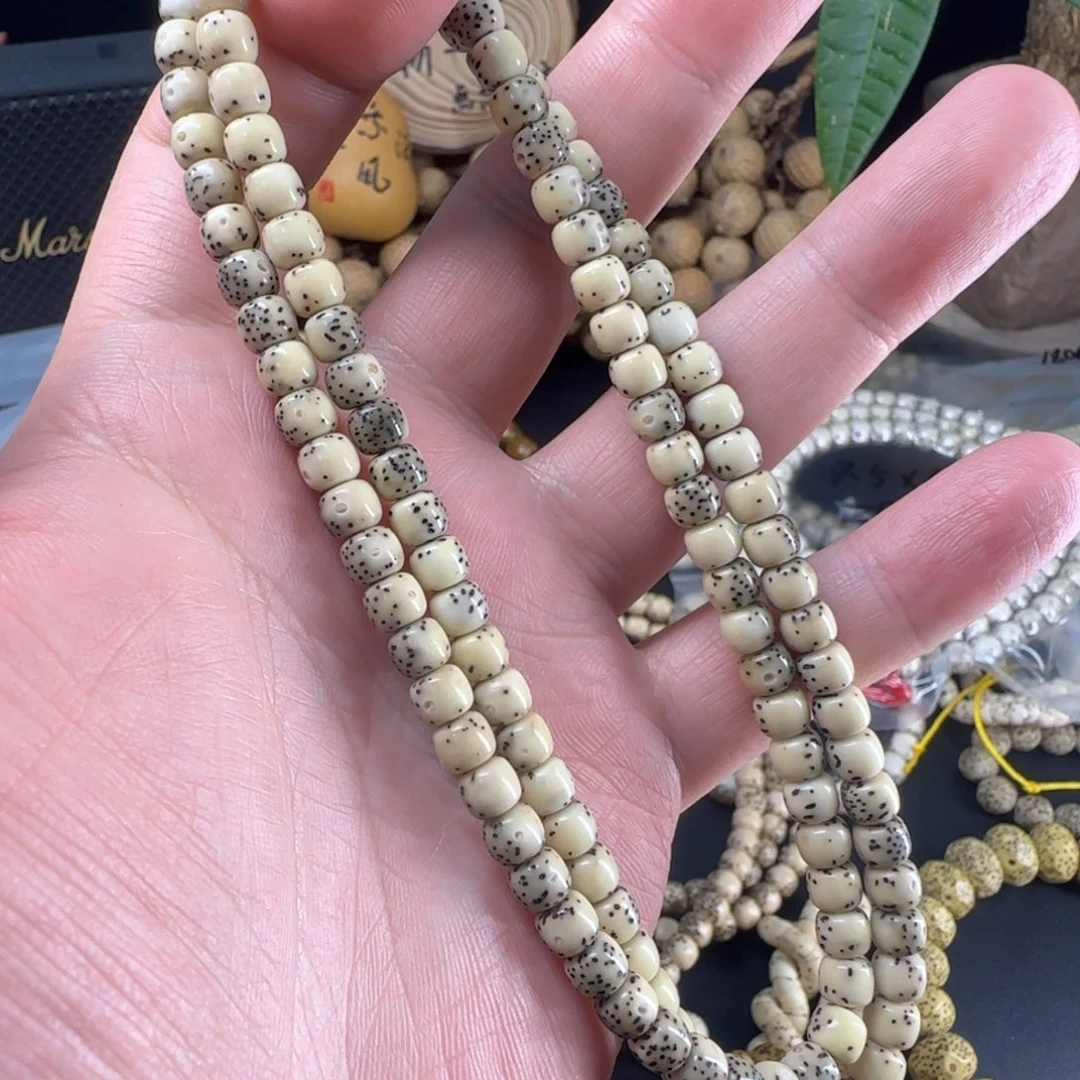 星月菩提吊坠65石玉正月大留白