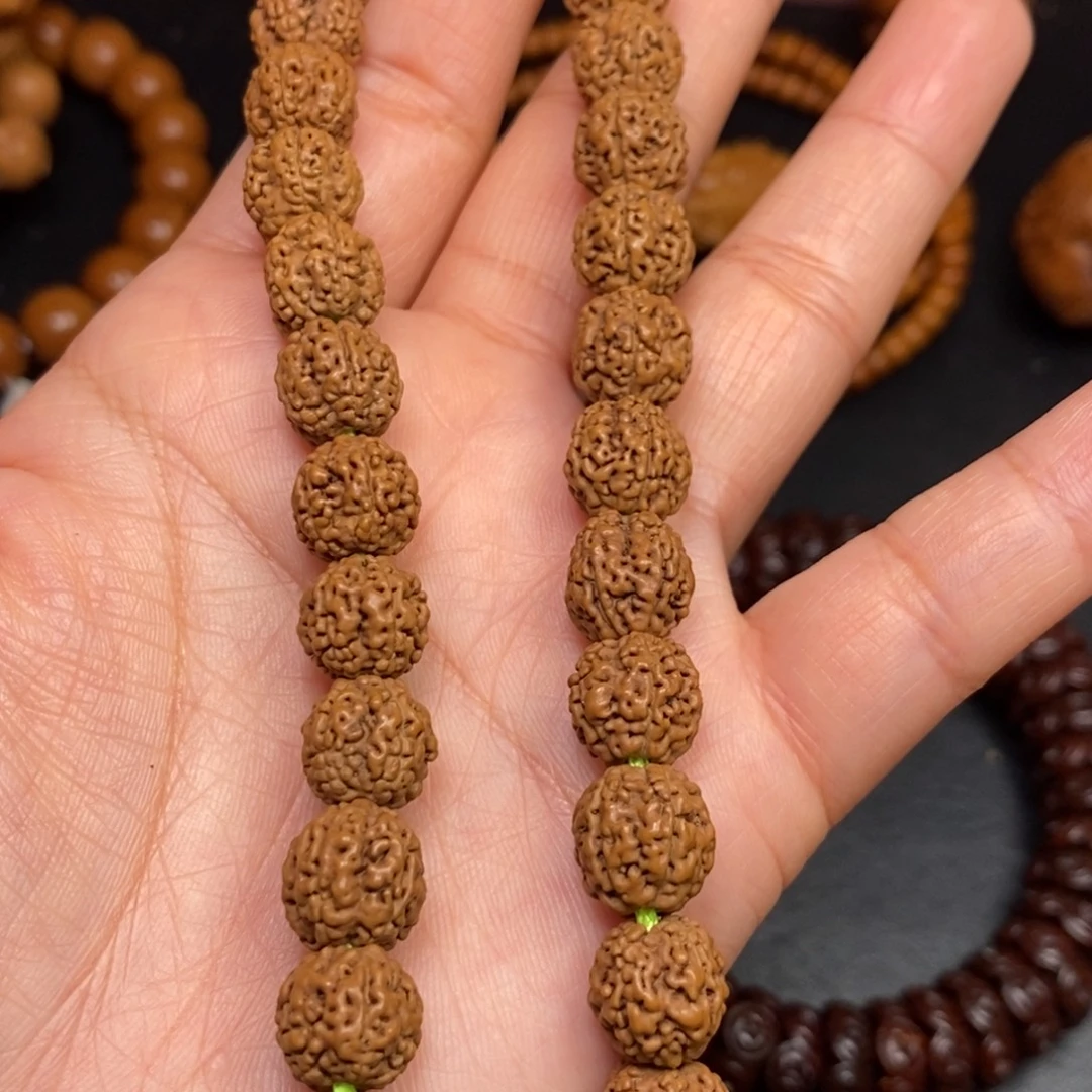 用***6吊坠猴头核桃橄榄猴头