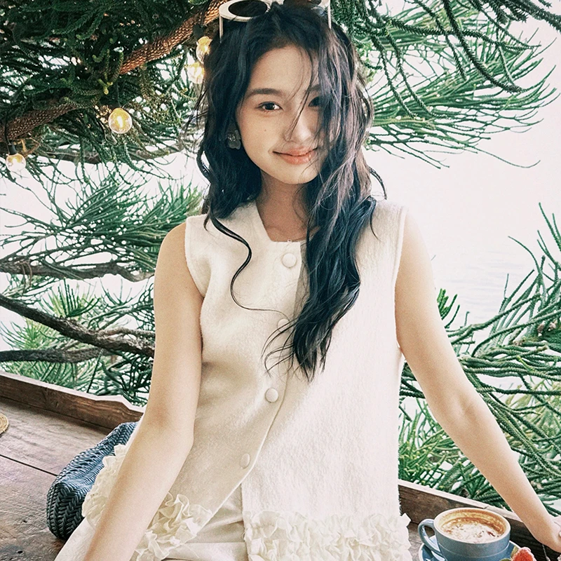 【艺术氛围】RARE ME高级定制设计感木耳边下摆小香马甲