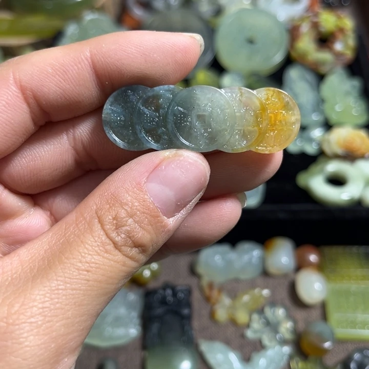 蛇纹石玉合金颈饰