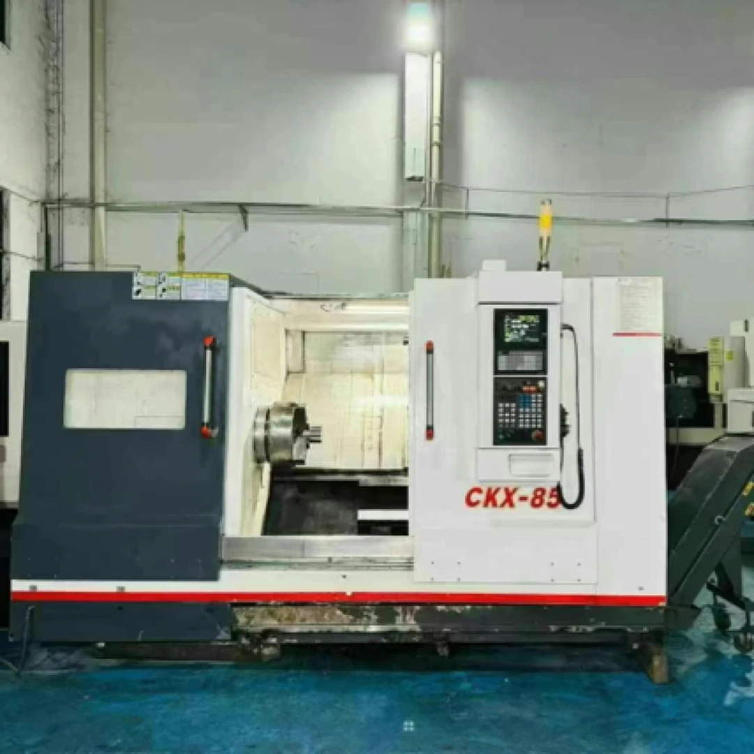 出售江苏琥正85斜轨数控车床 凯恩帝2000系统 三挡齿轮变速