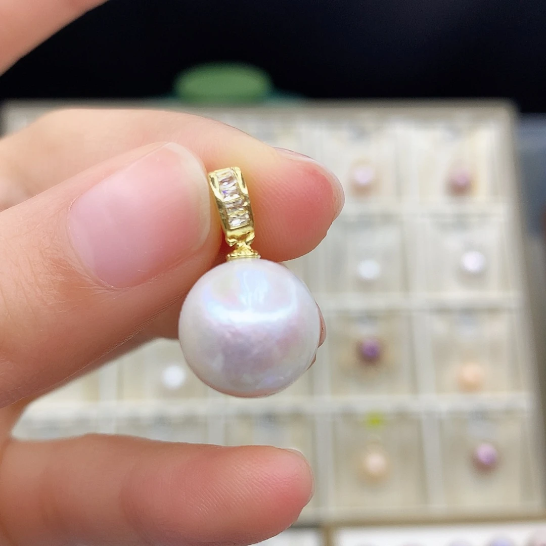 淡水珍珠颈饰合金