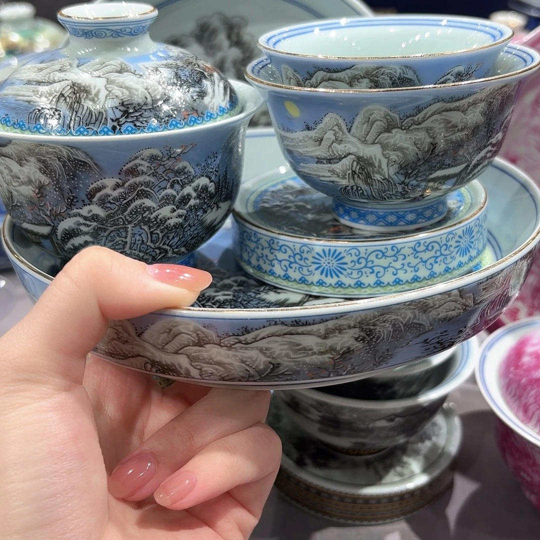 瓷片景德镇瓷器精品陈列