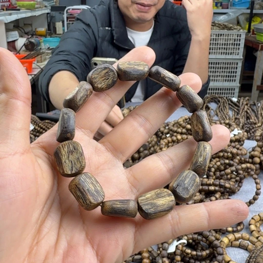 沉香香囊沉香08随形树心珠九九沉10.8克