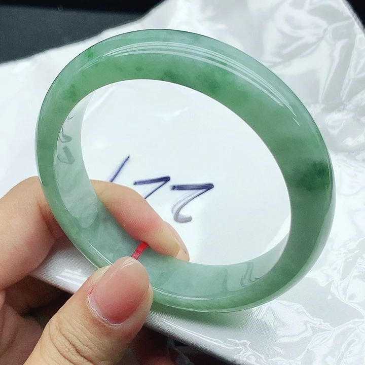 未镶嵌手镯翡翠221