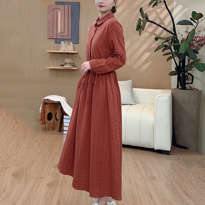 纯棉裙子2025秋季新款韩版波点显瘦刺绣长袖连衣裙女中长款671