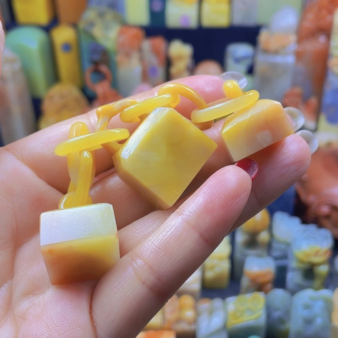 昌化石印石北部黄