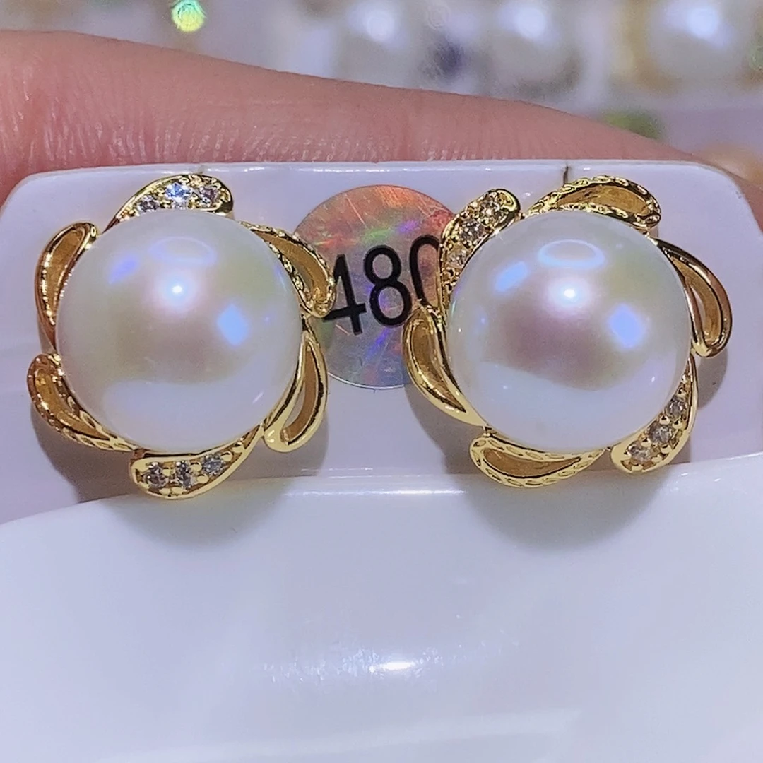 淡水珍珠耳饰未镶嵌