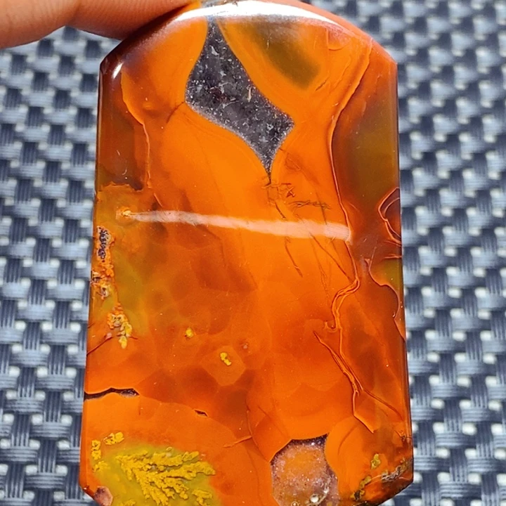 玛瑙/玉髓颈饰未镶嵌下****!