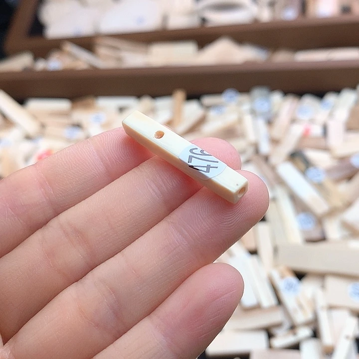 泥塑不打孔联系客服