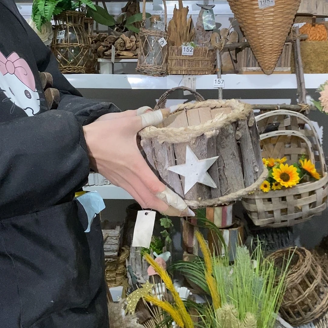 浪***夕微瑕放漏不退不换想好再拍花盆