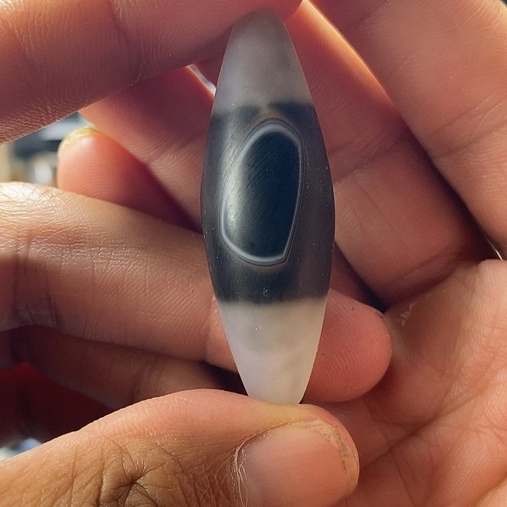 未镶嵌颈饰玛瑙/玉髓
