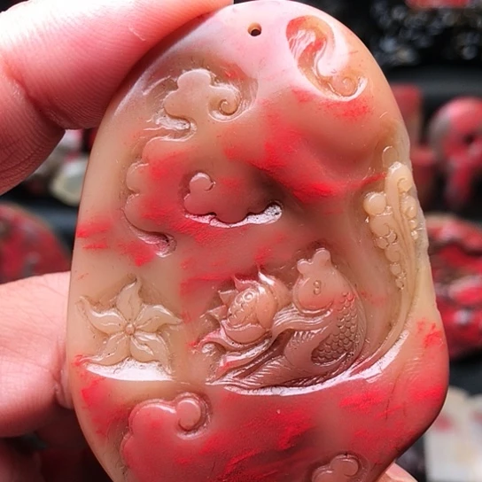 昌化石昌化鸡血石挂件