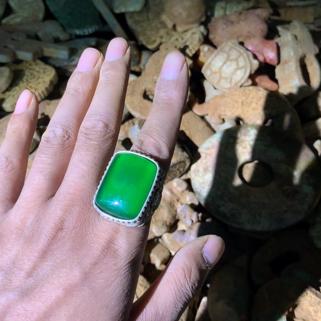 和田玉（糖玉）未镶嵌挂件