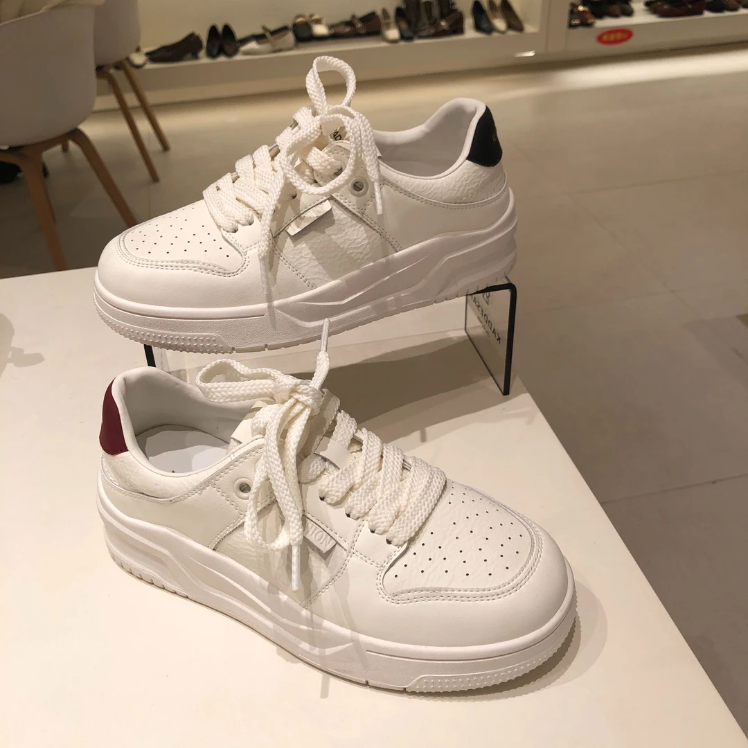 春季撞色百搭小白鞋