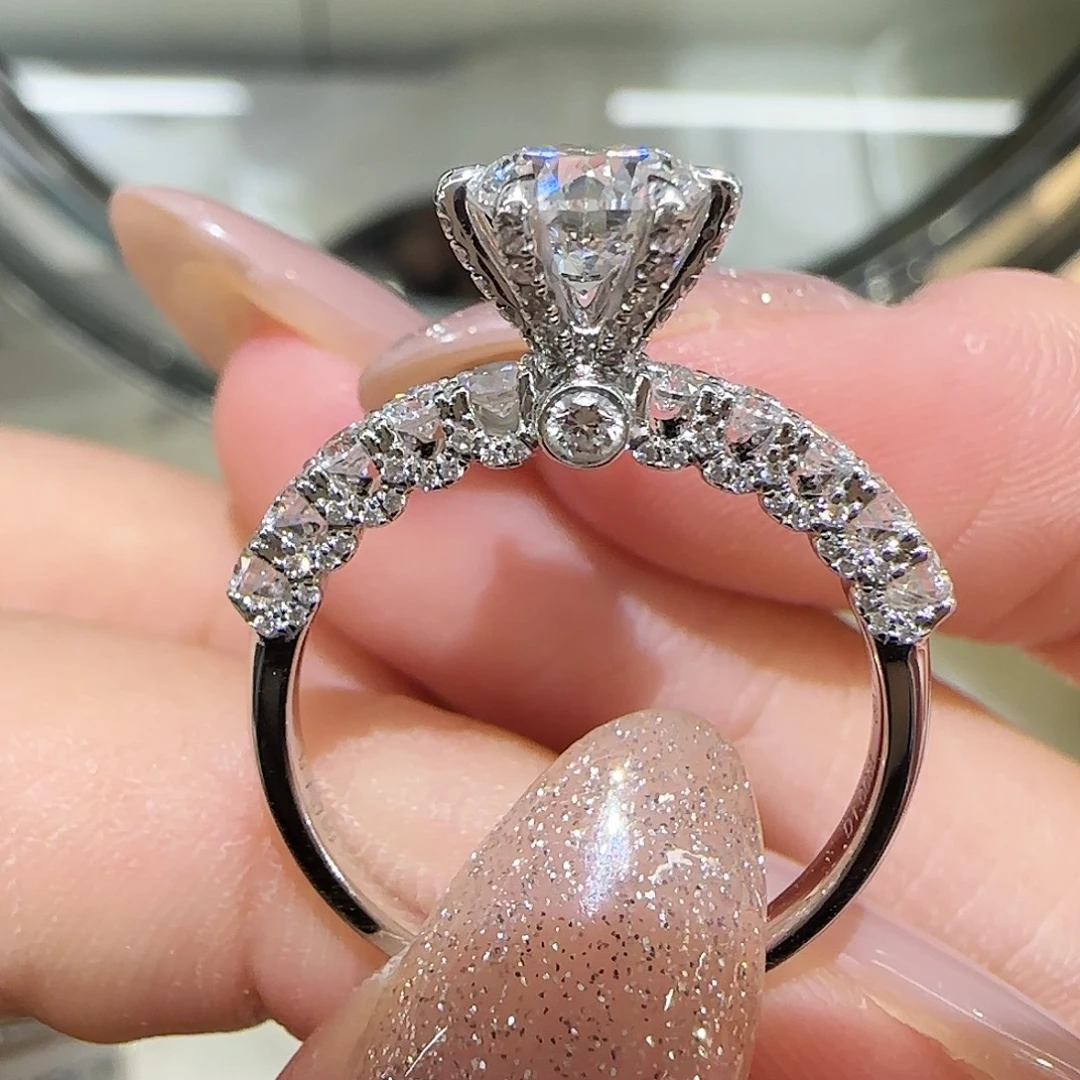 18K金镶嵌实验室培育钻石蕾丝白月光1卡