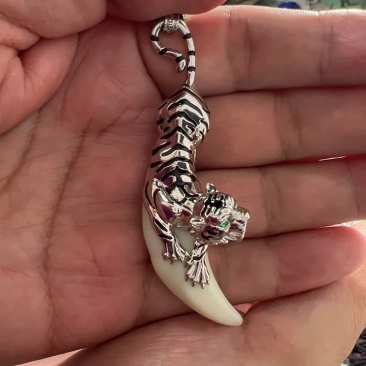 银S925镶嵌和田玉挂件