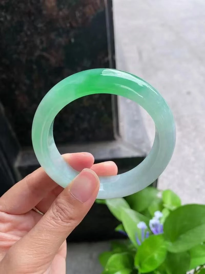 A时尚缅风美人饰品镯【对应价格拍】