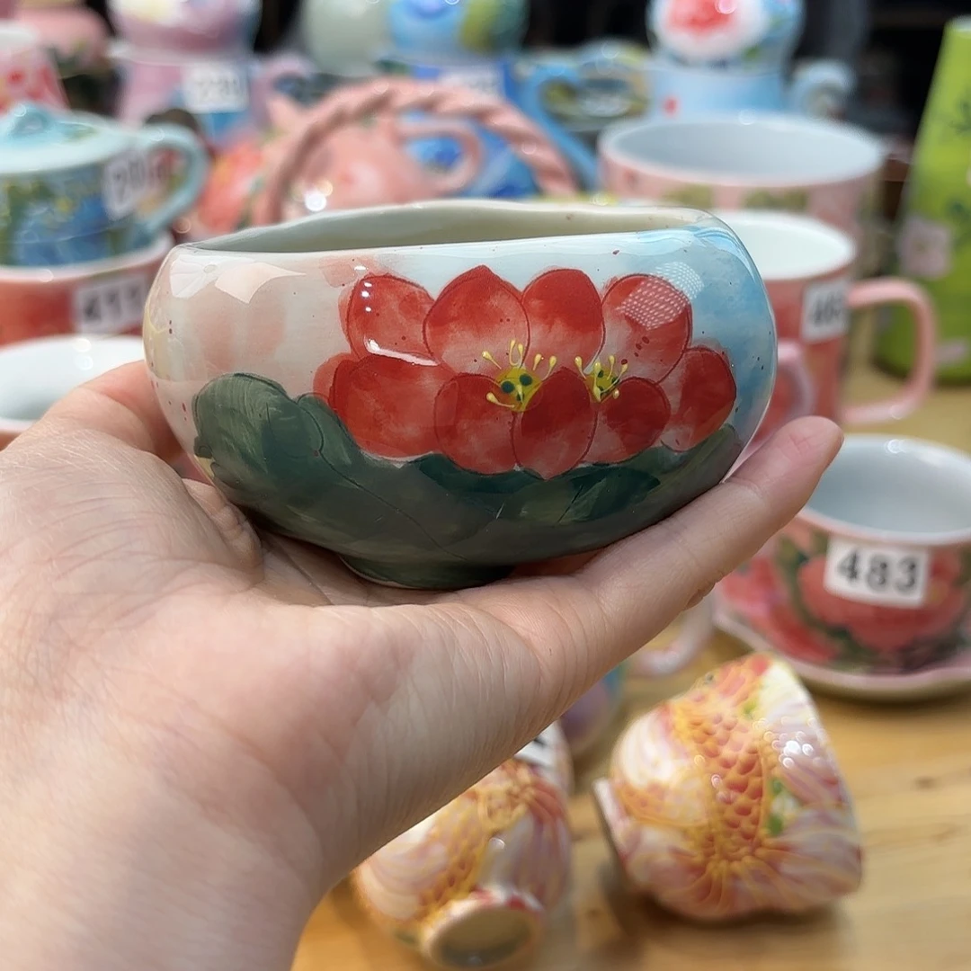 瓷片兔兔哈哈哈的样子