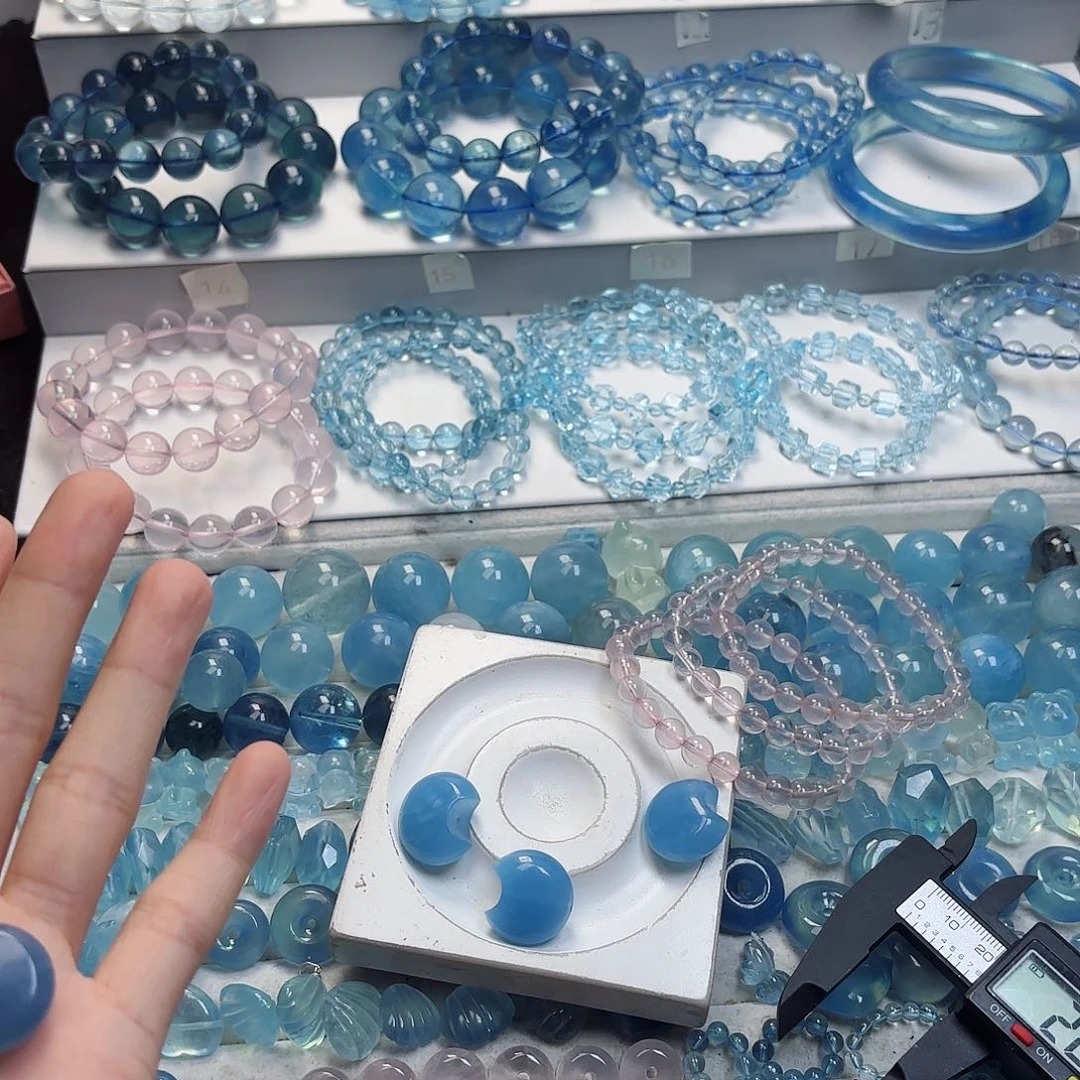 水晶手链未镶嵌海蓝宝月亮大个