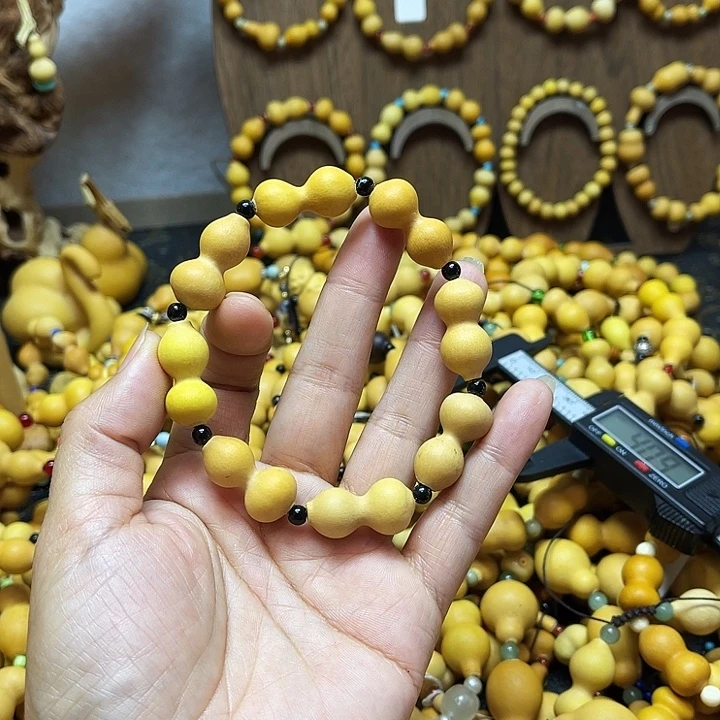 大叶紫檀（黑酸枝木类）