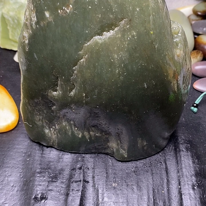 未镶嵌和田玉摆件