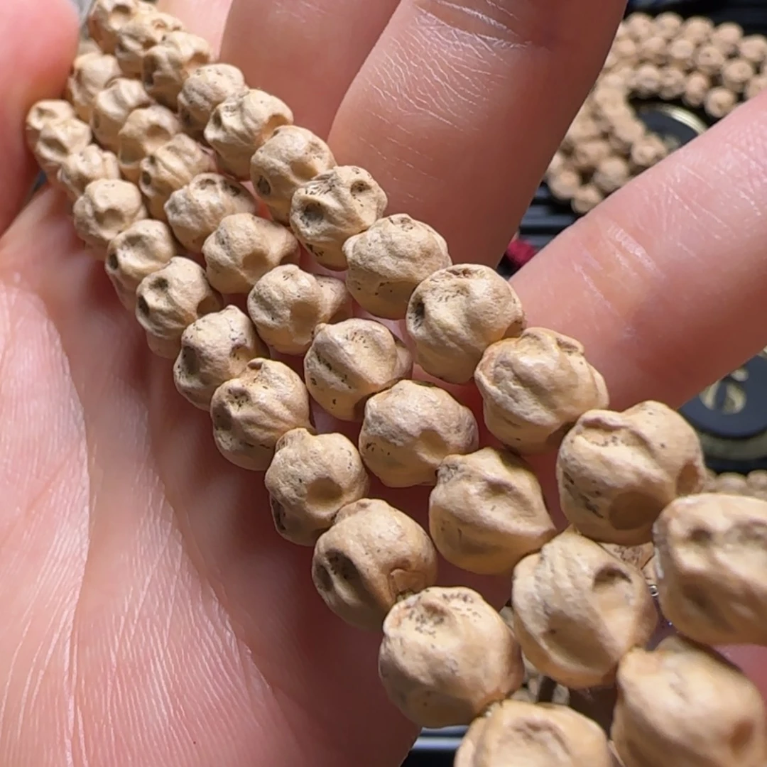 【闪购商品】柏香籽/百香籽吊坠蓄*韬