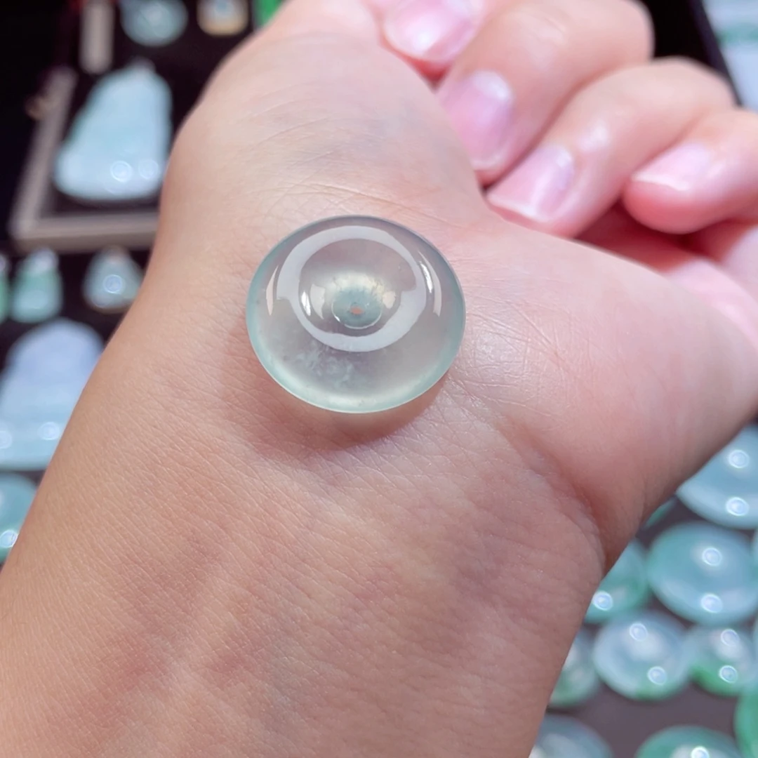 颈饰未镶嵌翡翠扣子