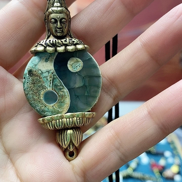 玛瑙/玉髓颈饰合金