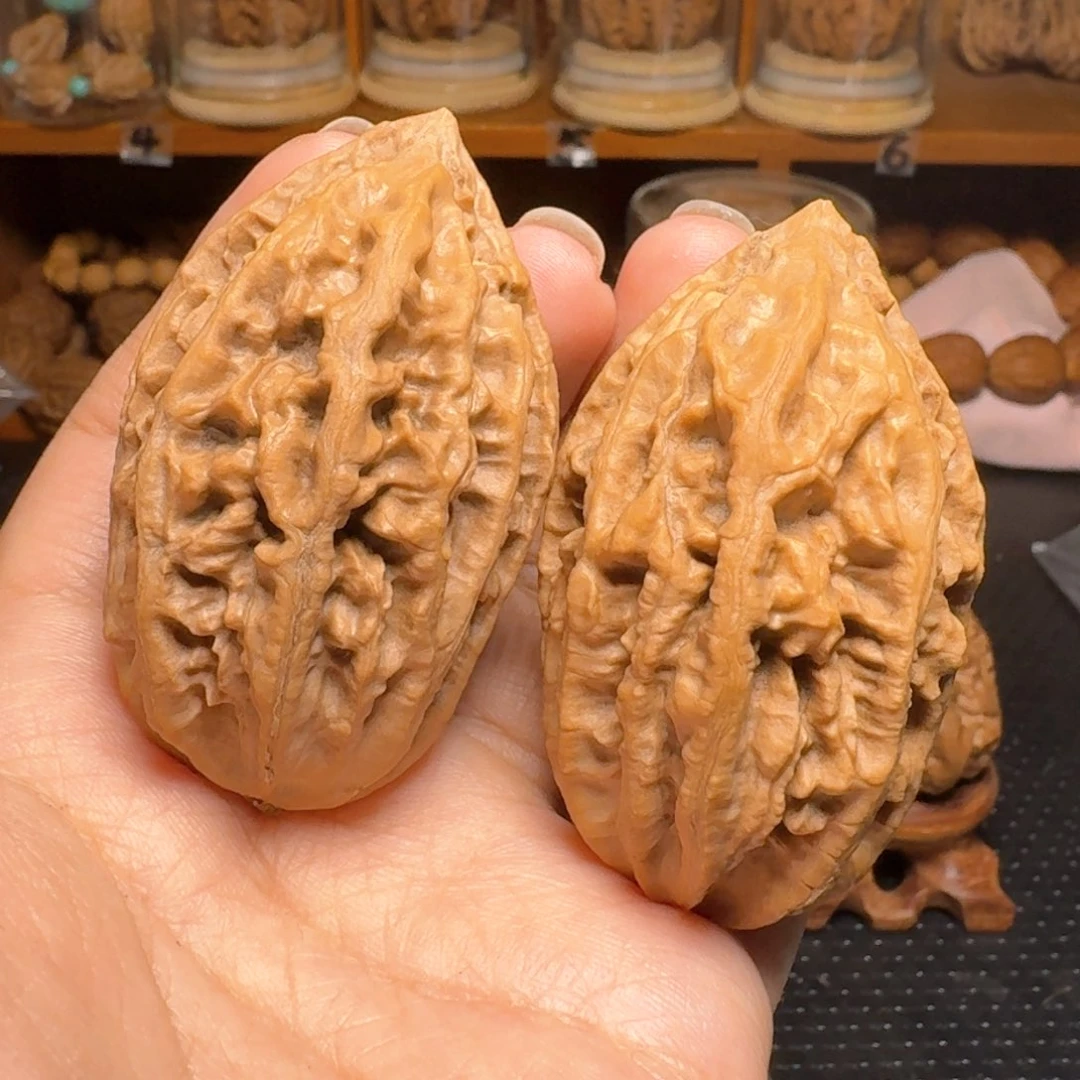 文玩核桃把件巨无霸大鸡心