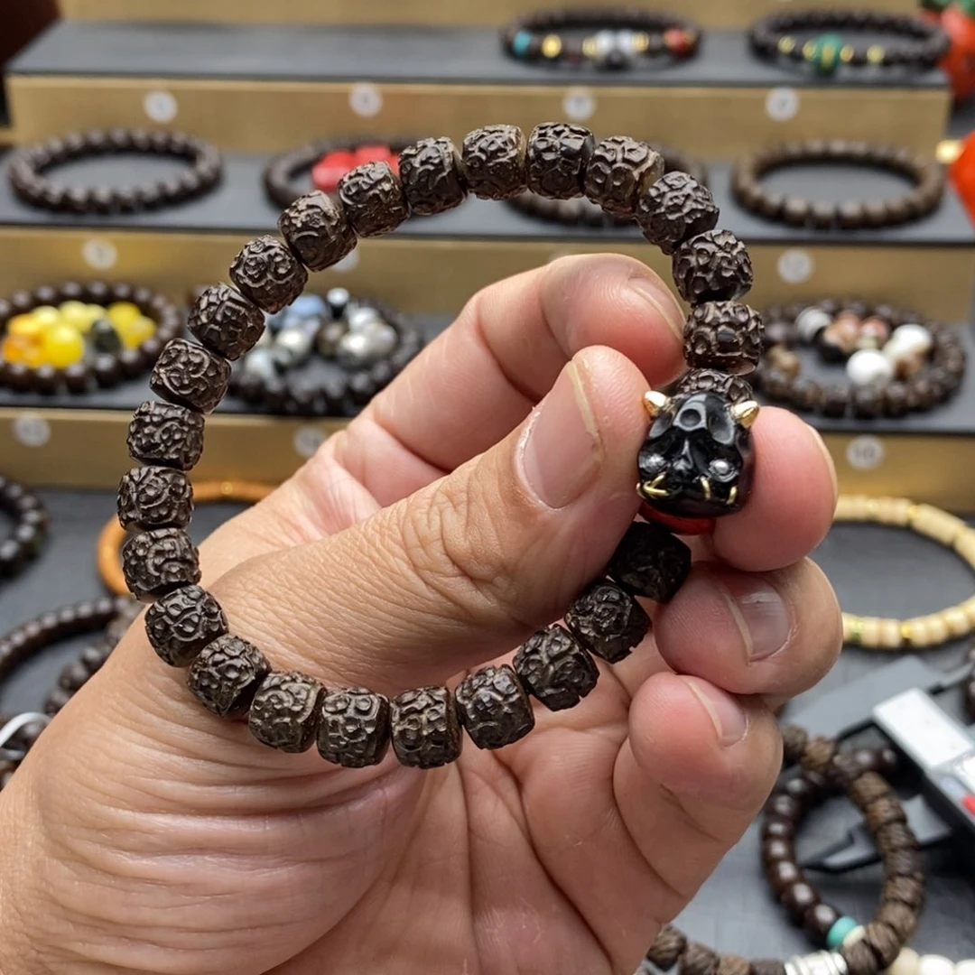 椰蒂手串A*原生态熔岩